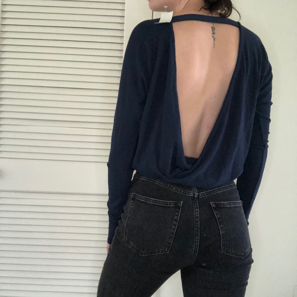 Open Back Top - Picture 3 of 3
